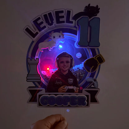CUSTOM TOPPER
